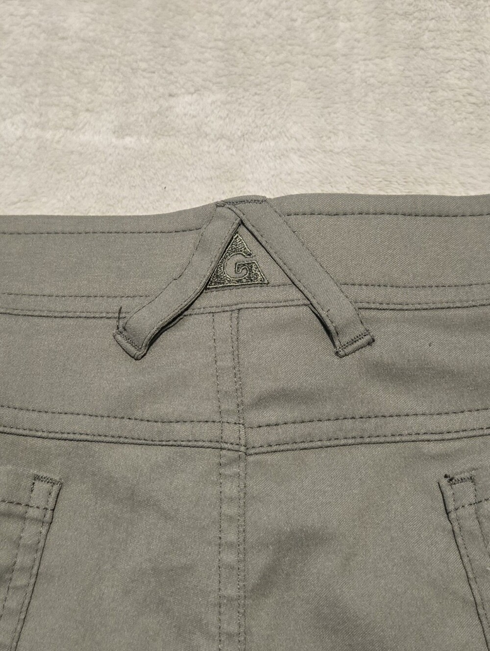 Gerry Weber Olive Green Athletic Shorts with Webbing Belt Mens Size 40 Hiking - Picture 8 of 9